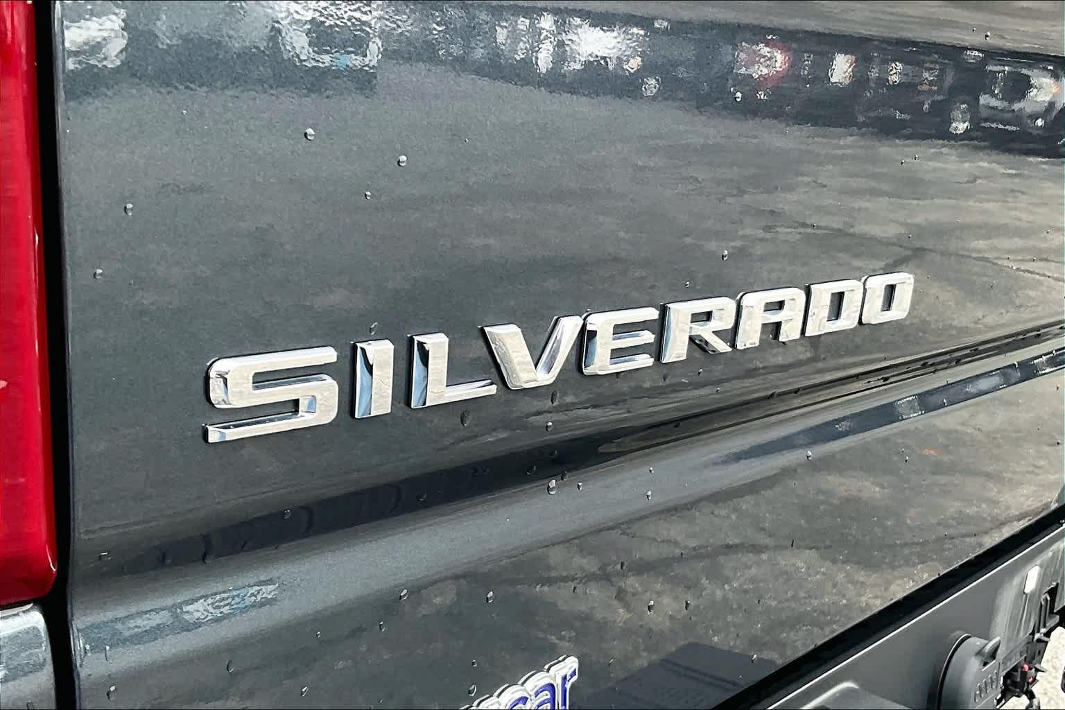 2021 Chevrolet Silverado 1500 LT 4WD Crew Cab 147 - Photo 28