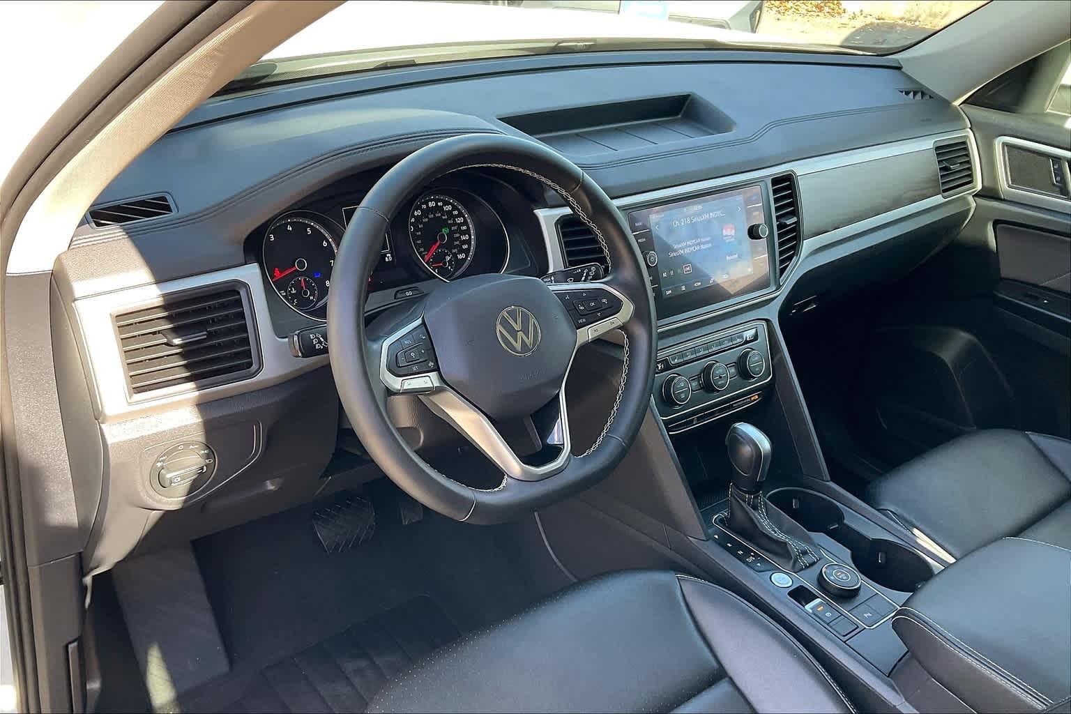 2021 Volkswagen Atlas 3.6L V6 SE w/Technology - Photo 8