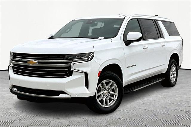 2023 Chevrolet Suburban LT - Photo 3