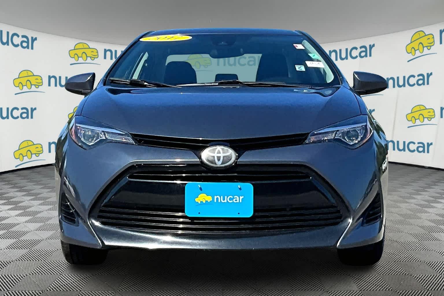 2017 Toyota Corolla LE - Photo 2