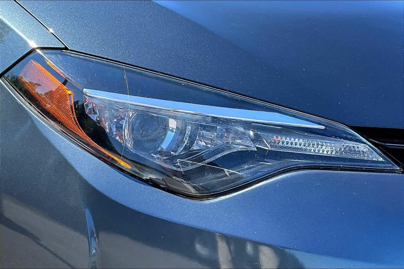 2017 Toyota Corolla LE - Photo 32