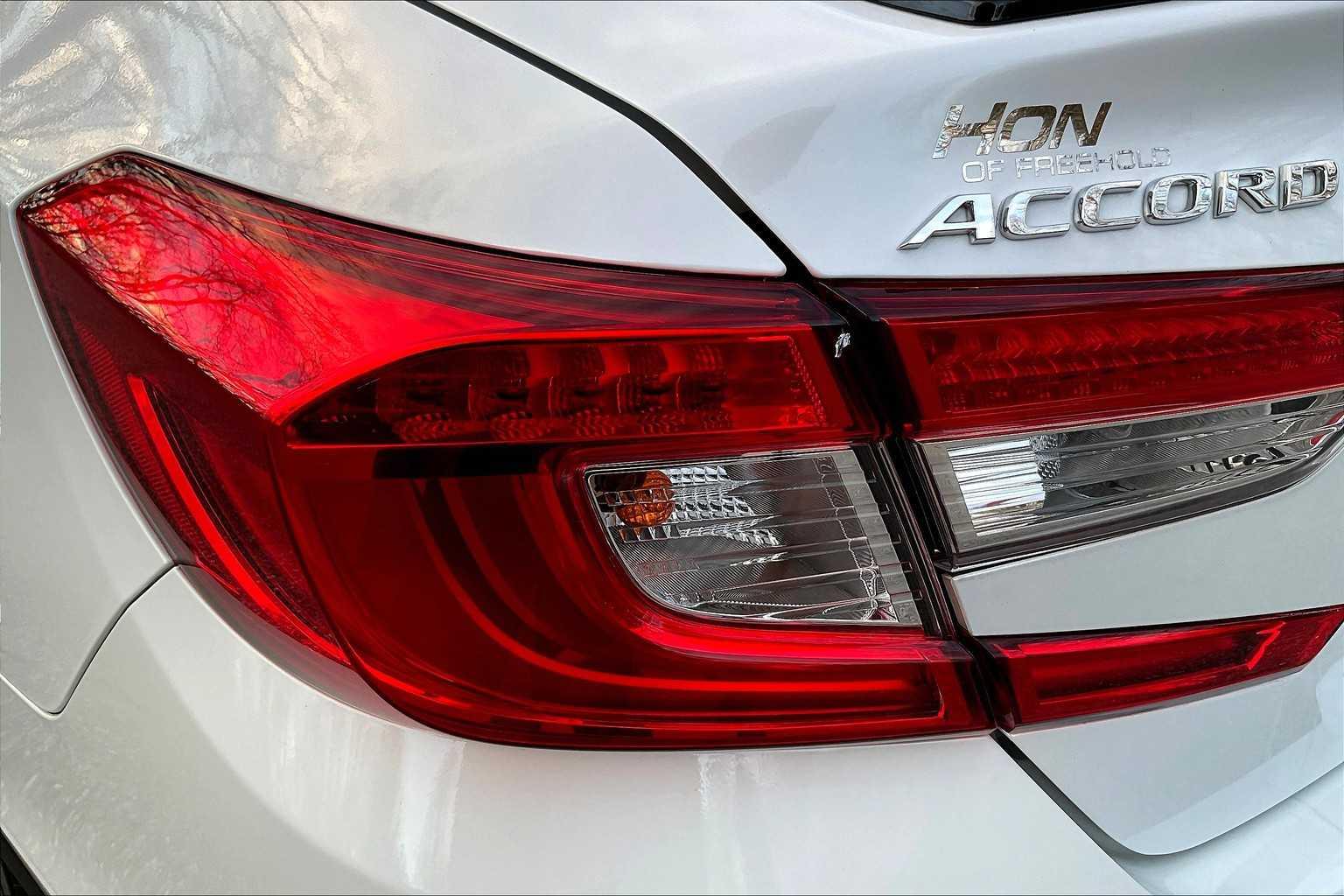 2022 Honda Accord Sport - Photo 43