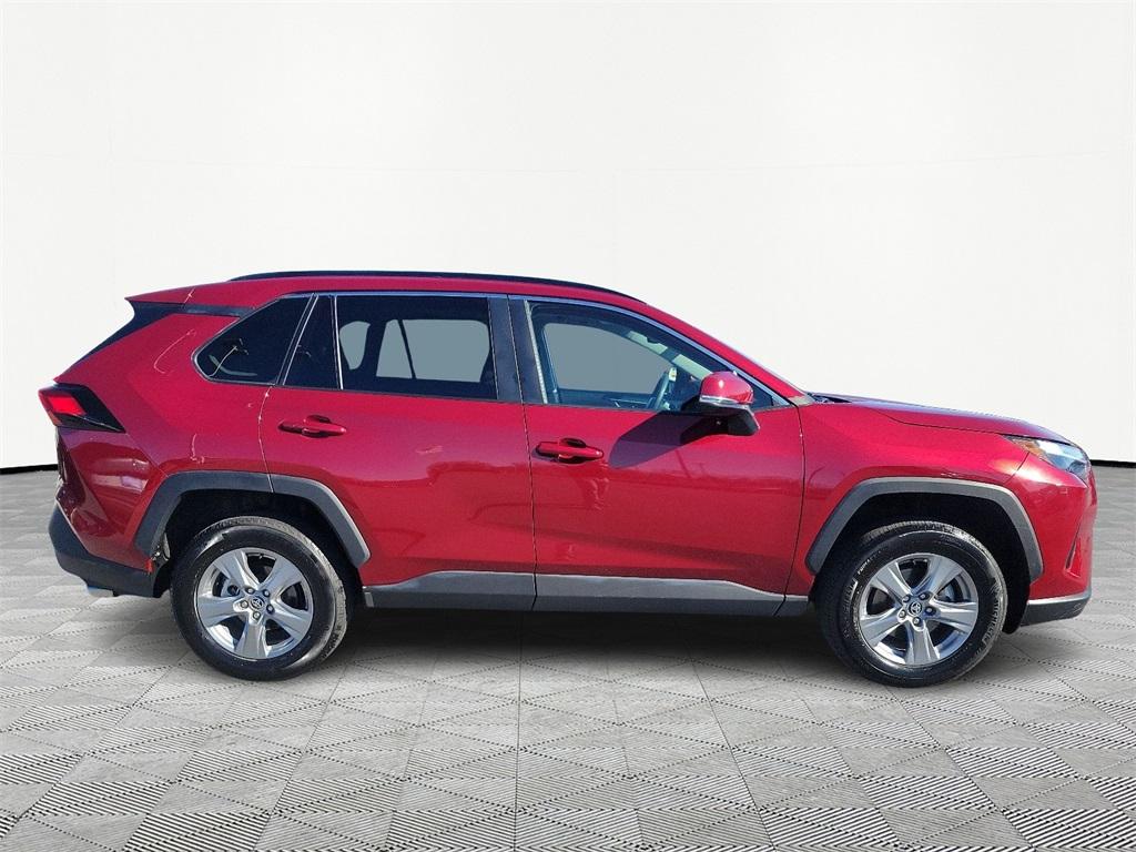 2023 Toyota RAV4 XLE - Photo 7