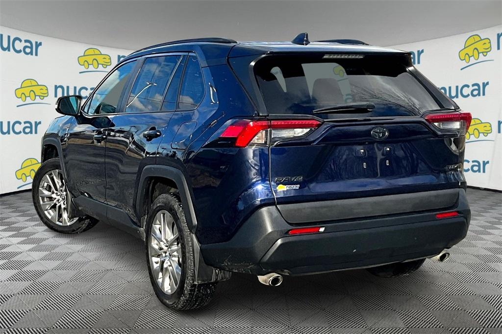 2021 Toyota RAV4 XLE Premium - Photo 4