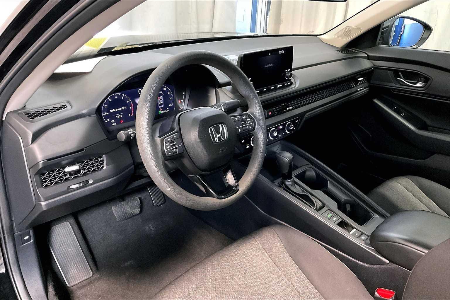 2023 Honda Accord EX - Photo 8