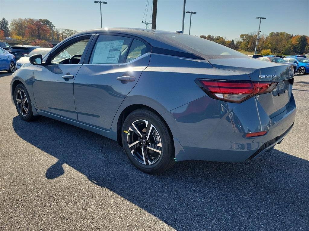 2025 Nissan Sentra SV - Photo 3