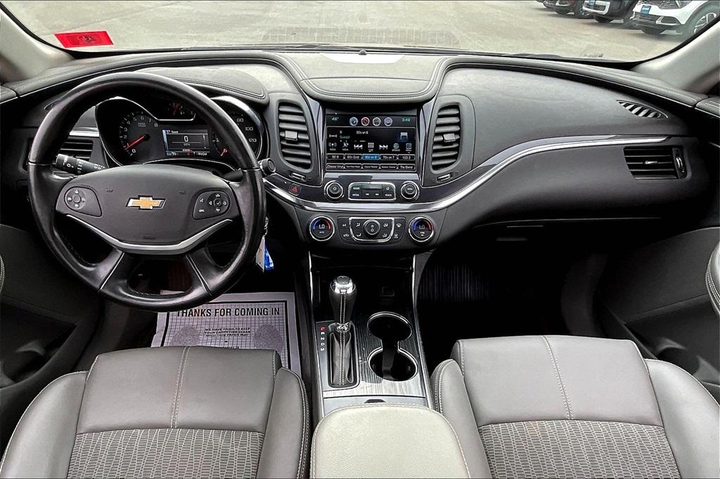 2016 Chevrolet Impala LT - Photo 20