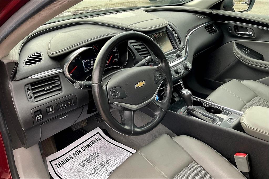 2016 Chevrolet Impala LT - Photo 8