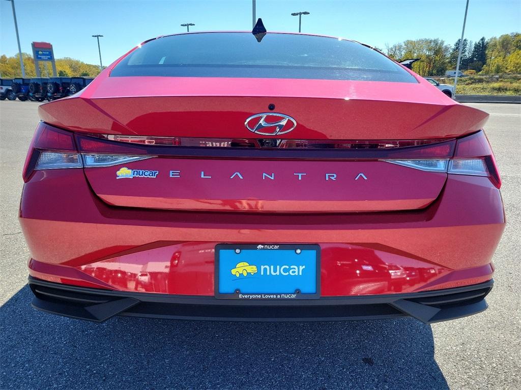 2023 Hyundai Elantra SEL - Photo 5