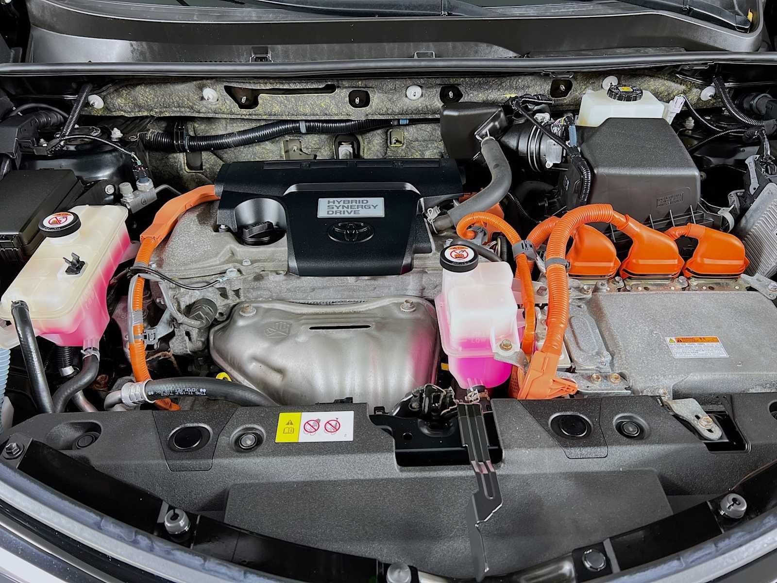 2018 Toyota RAV4 Hybrid XLE - Photo 31