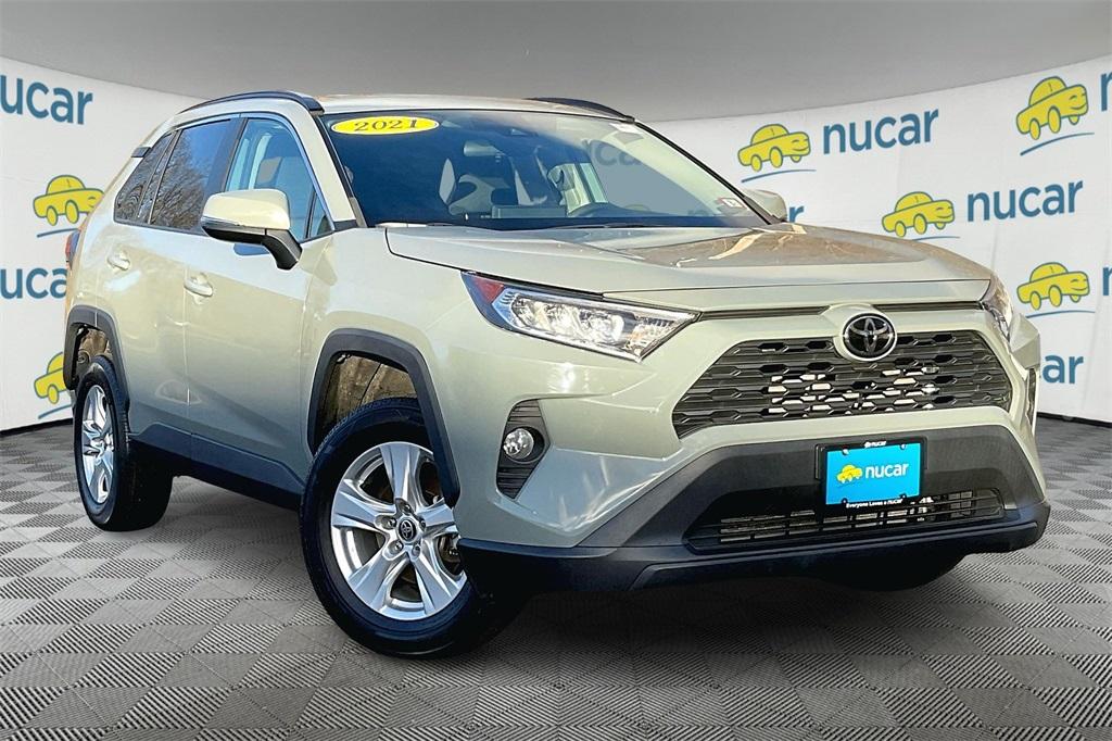 2021 Toyota RAV4 XLE