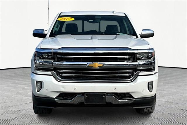 2017 Chevrolet Silverado 1500 High Country - Photo 2