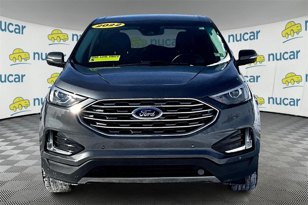 2022 Ford Edge Titanium - Photo 2