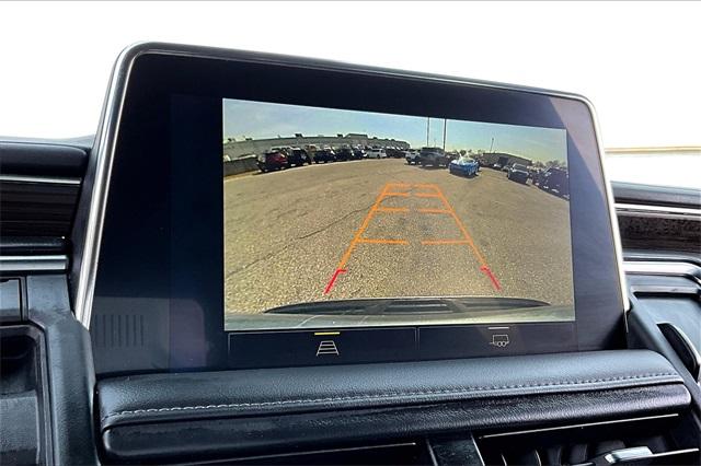 2023 Chevrolet Suburban LT - Photo 25