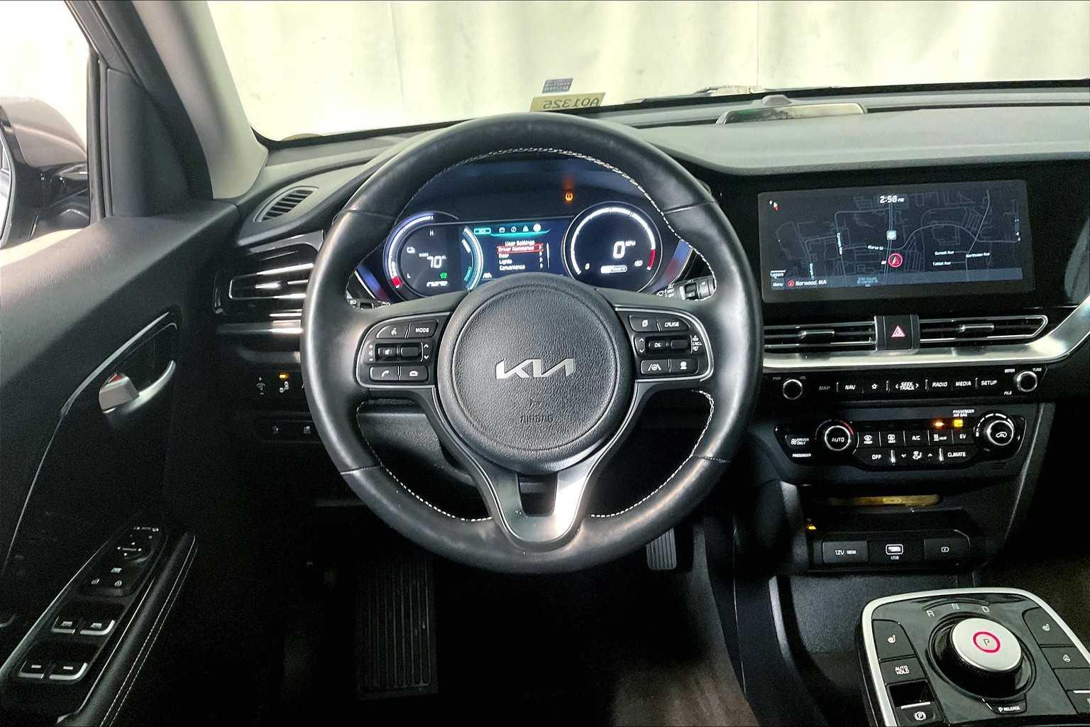 2022 Kia Niro EV EX - Photo 18