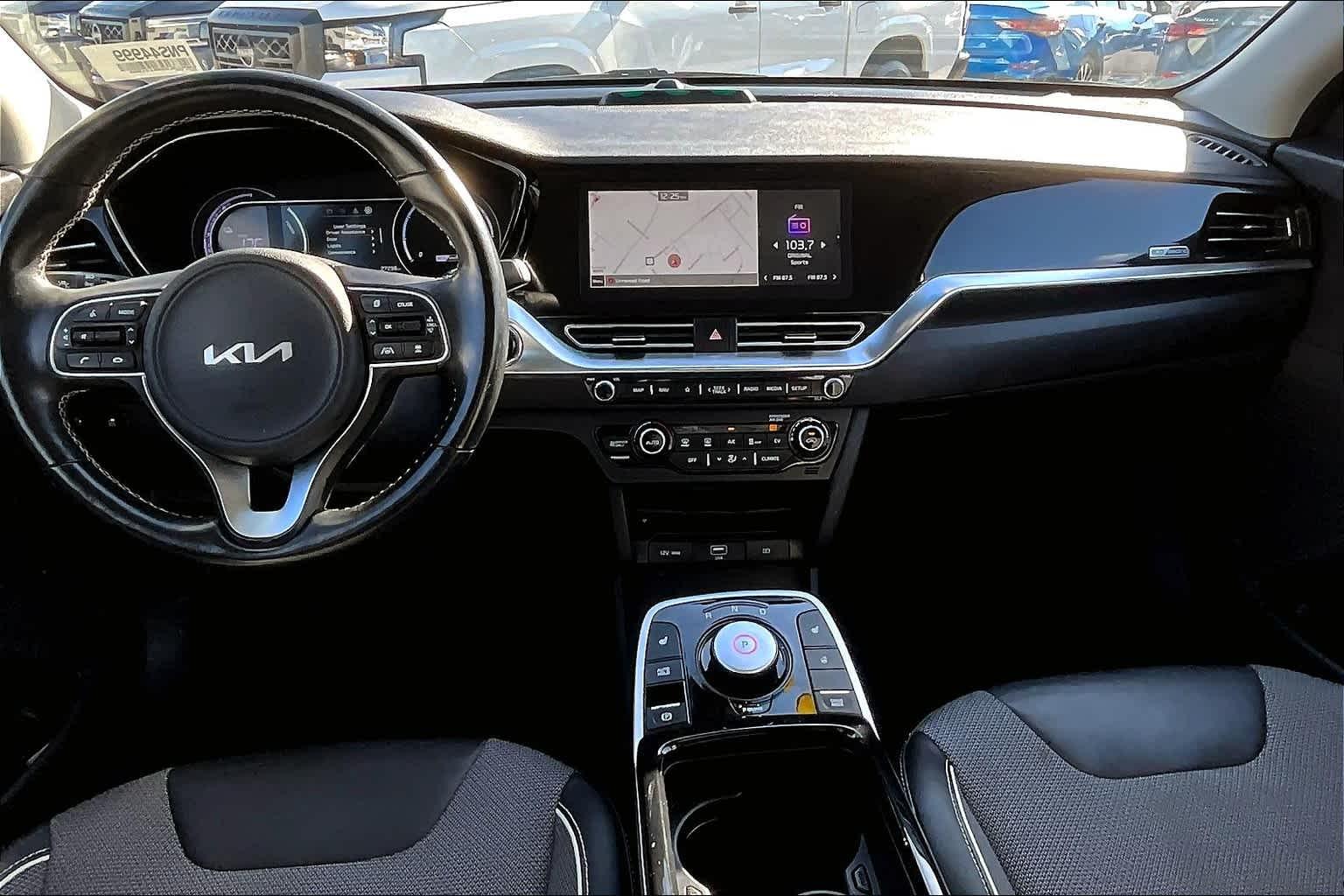 2022 Kia Niro EV EX - Photo 21