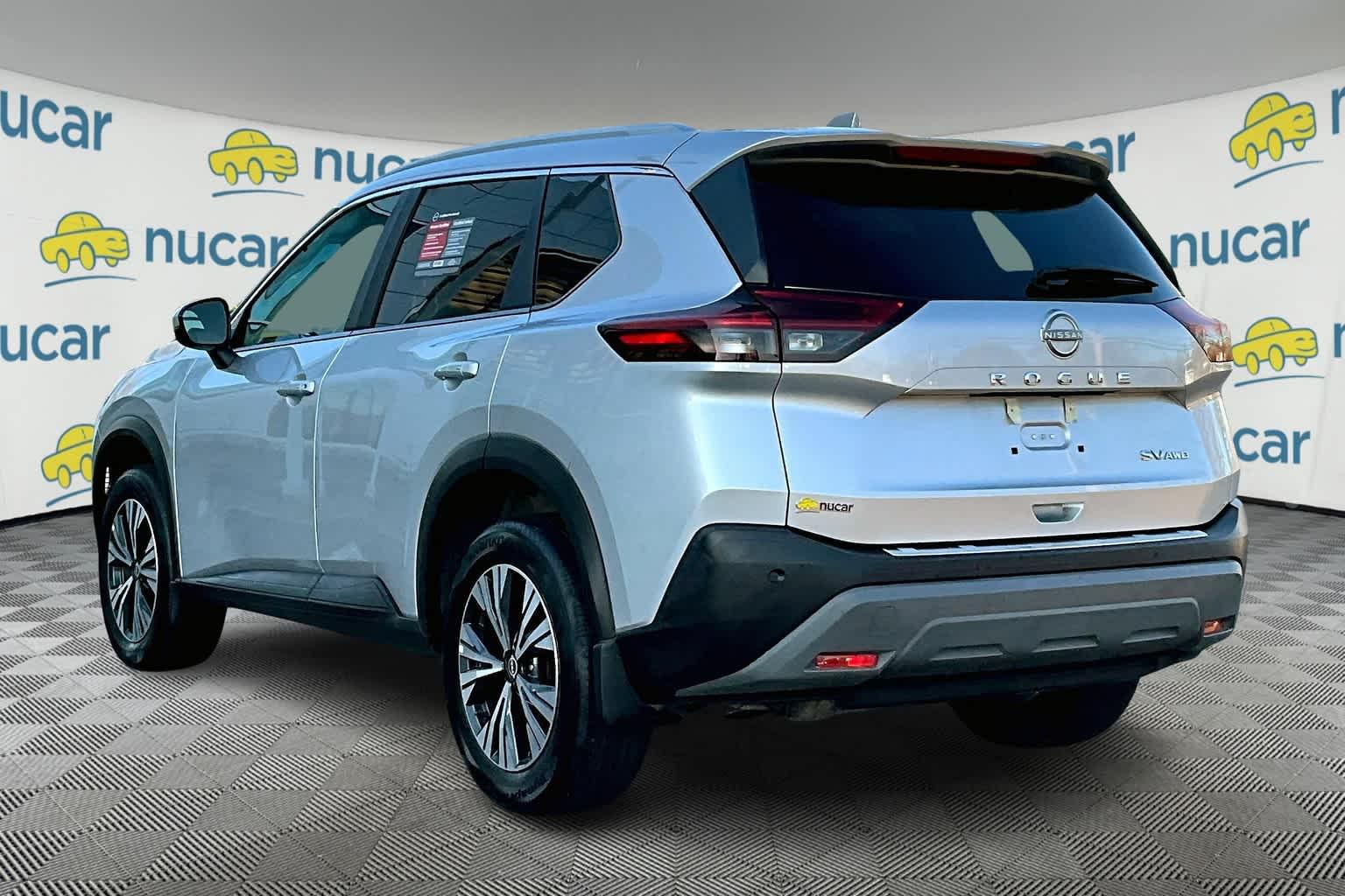 2023 Nissan Rogue SV - Photo 4