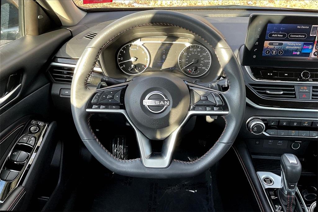 2023 Nissan Altima 2.5 SR - Photo 17