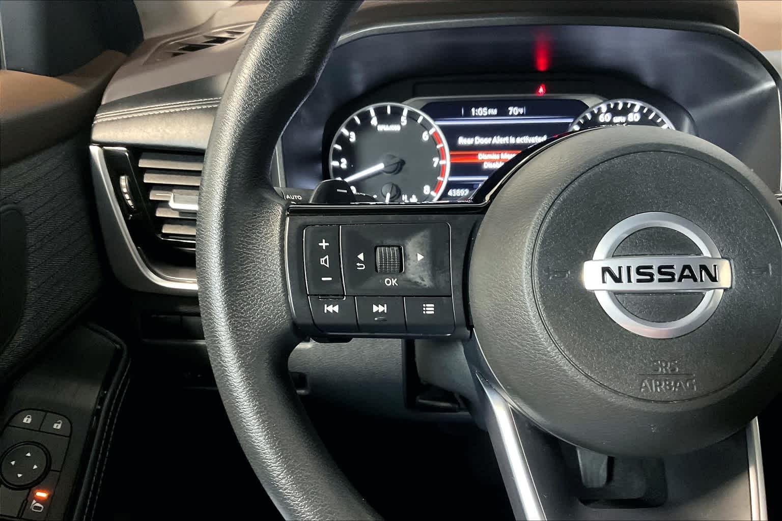 2021 Nissan Rogue SV - Photo 22