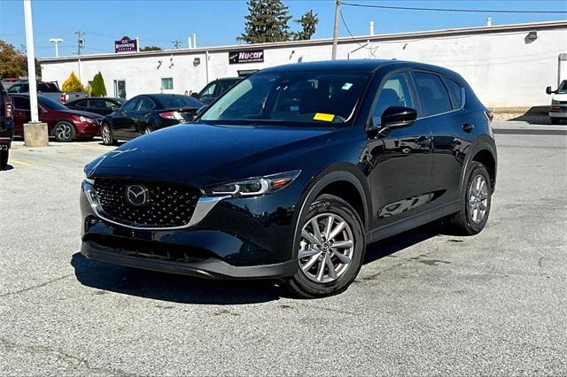 2022 Mazda CX-5 2.5 S Preferred Package - Photo 2