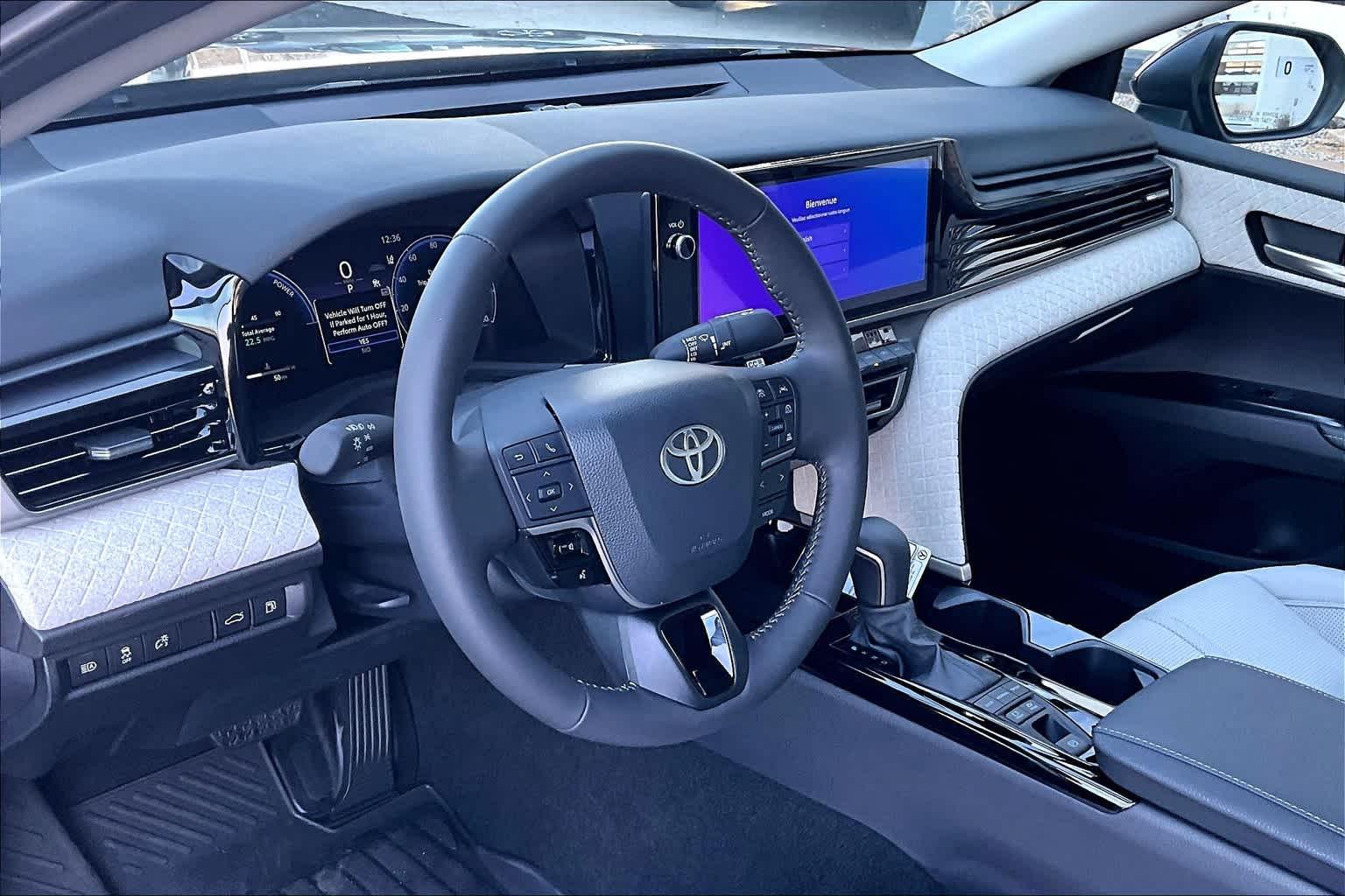 2025 Toyota Camry XLE - Photo 9