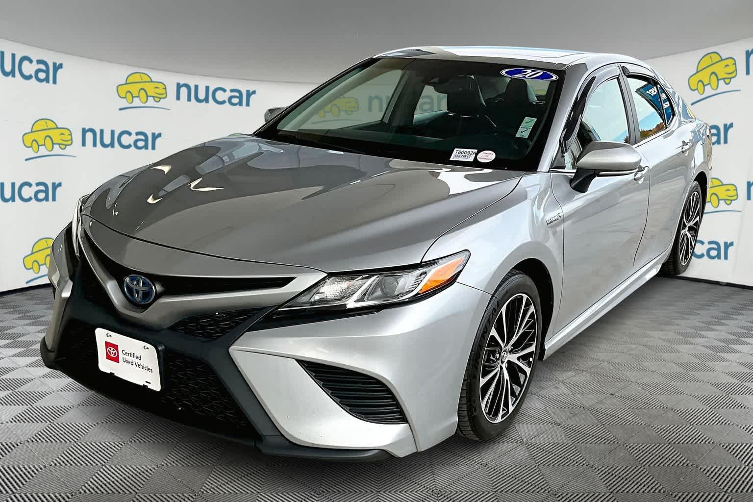 2020 Toyota Camry Hybrid SE - Photo 3