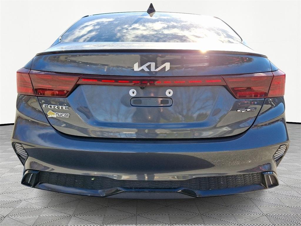 2023 Kia Forte GT-Line - Photo 5