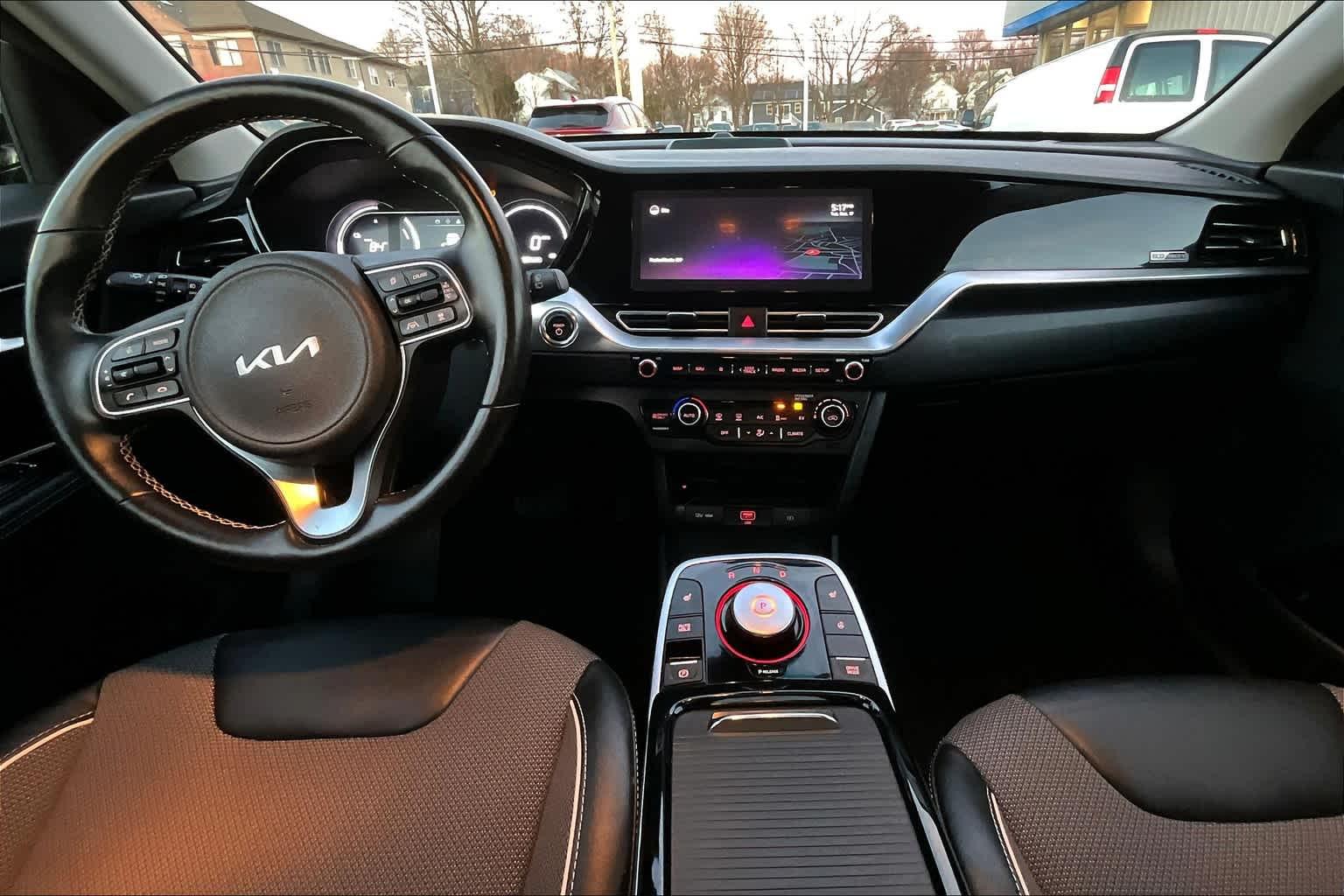 2022 Kia Niro EV EX - Photo 21