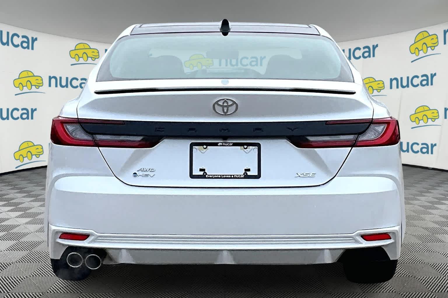 2025 Toyota Camry XSE - Photo 6