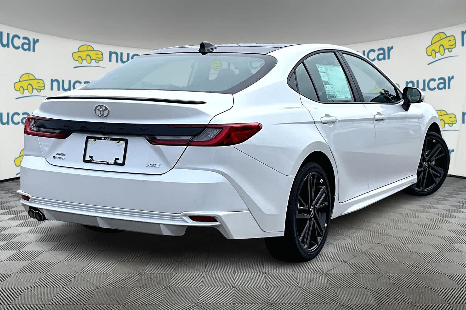 2025 Toyota Camry XSE - Photo 7