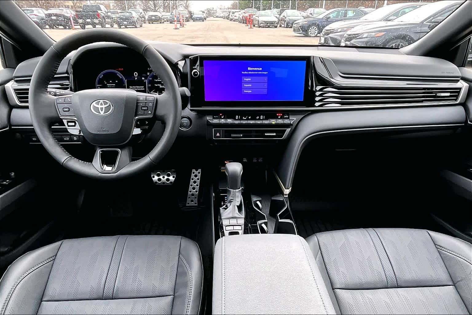 2025 Toyota Camry XSE - Photo 10