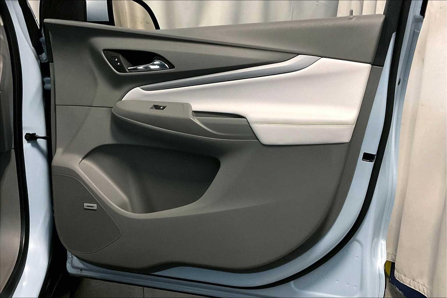 2022 Chevrolet Bolt EUV Premier - Photo 12