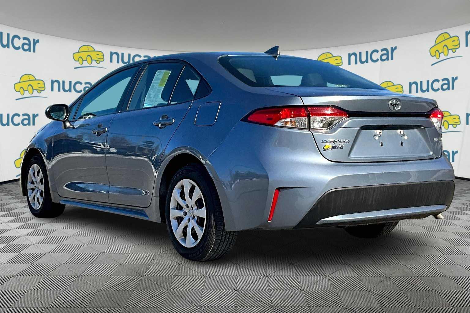 2022 Toyota Corolla LE - Photo 4