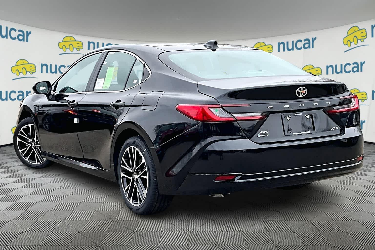 2025 Toyota Camry XLE - Photo 5