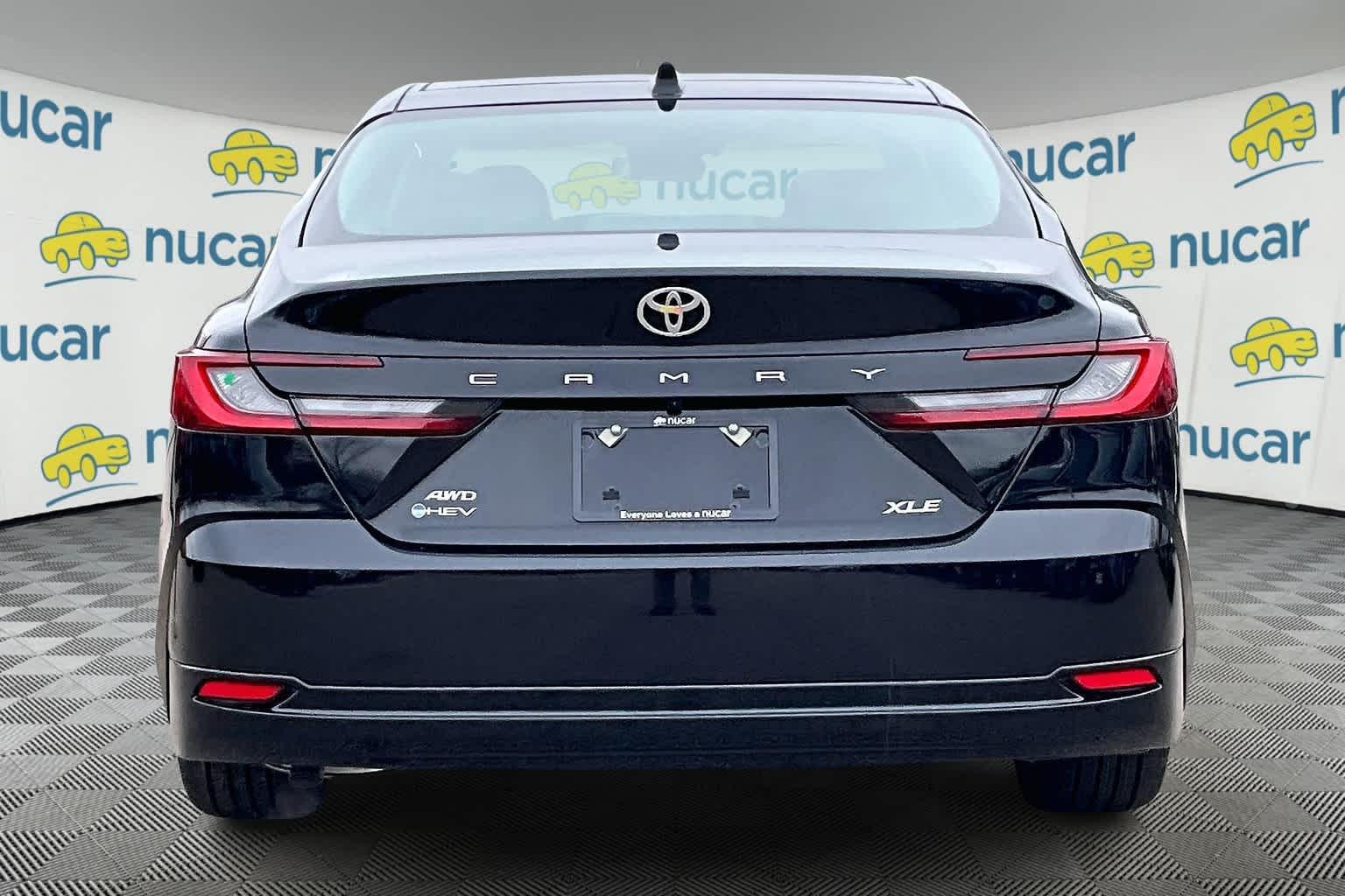 2025 Toyota Camry XLE - Photo 6