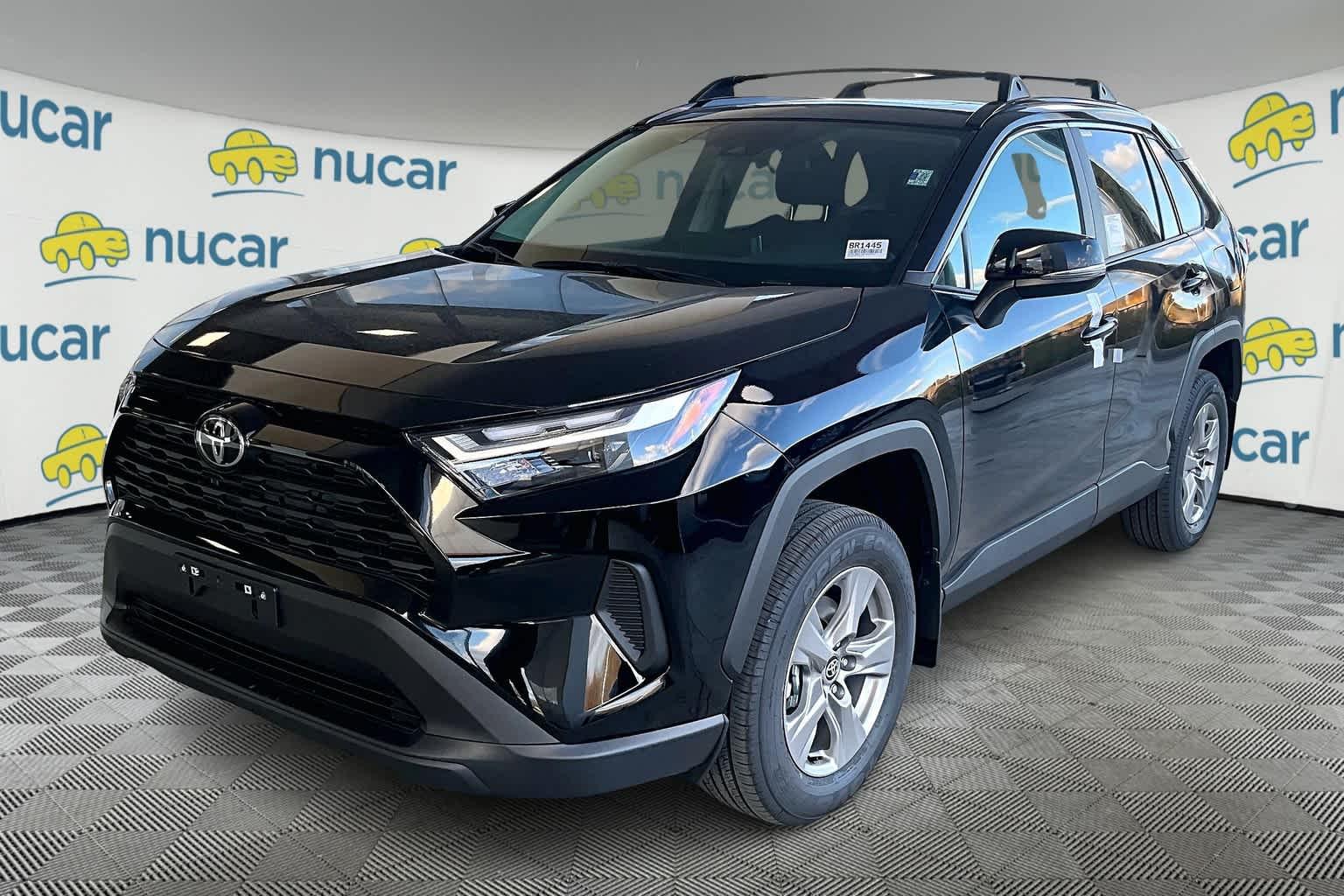 2024 Toyota RAV4 XLE - Photo 3