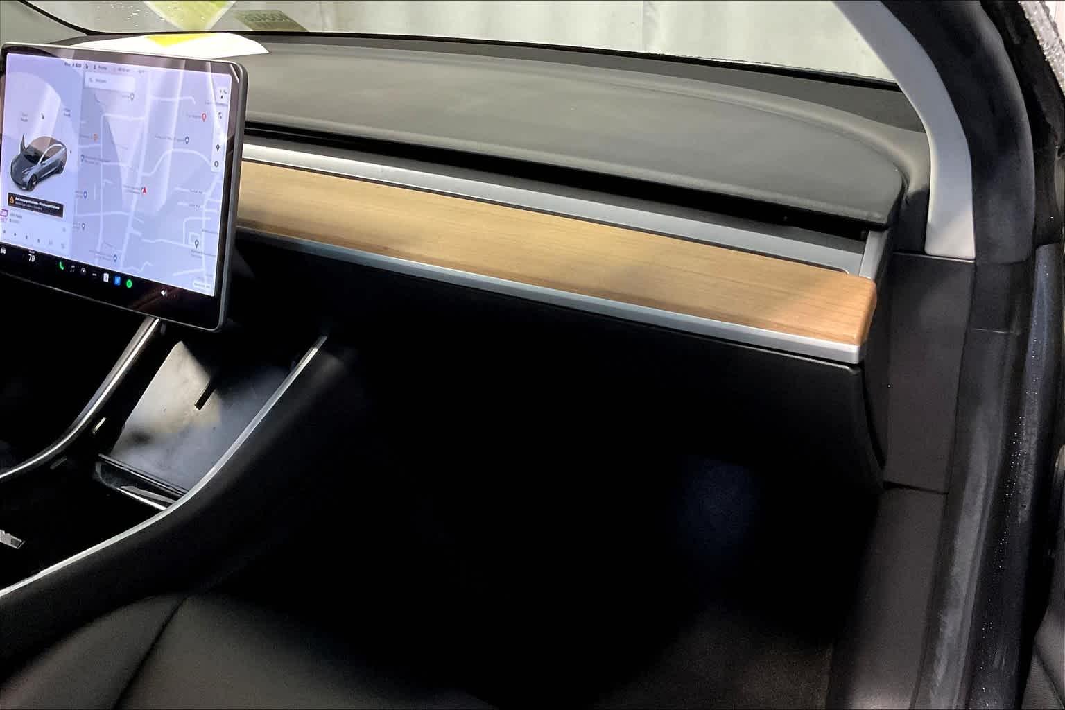 2019 Tesla Model 3 Long Range - Photo 13