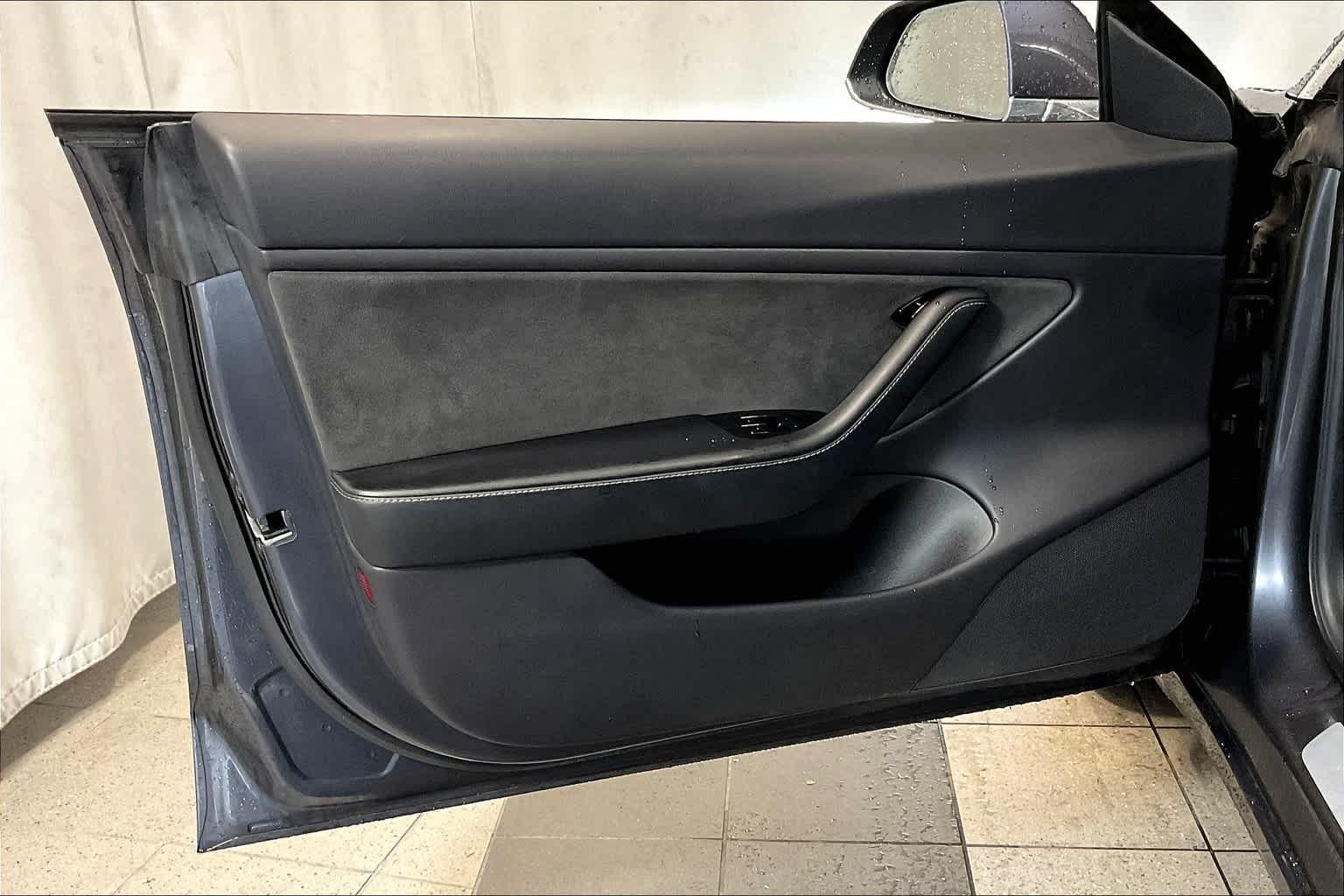 2019 Tesla Model 3 Long Range - Photo 9