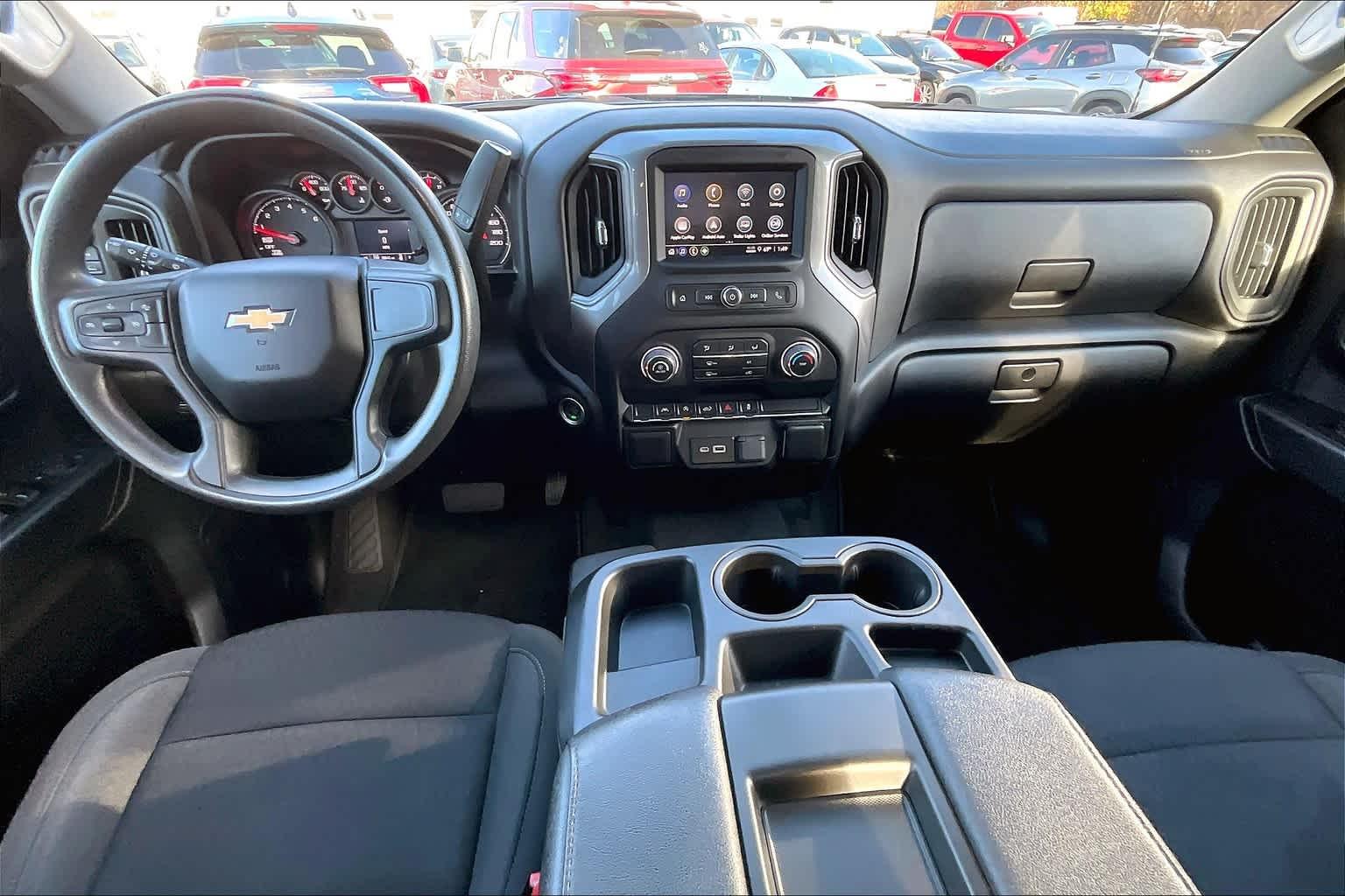 2022 Chevrolet Silverado 1500 Custom 4WD Crew Cab 147 - Photo 20