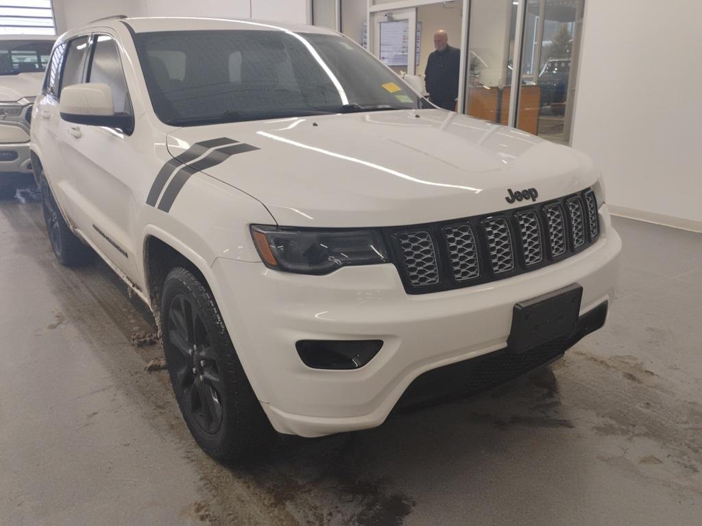 2020 Jeep Grand Cherokee Altitude - Photo 6