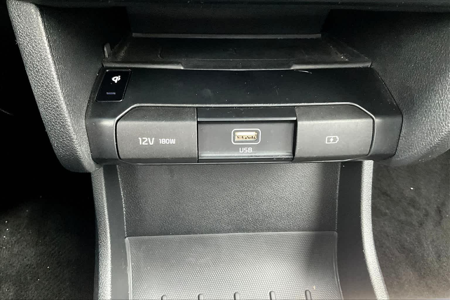 2022 Kia Niro EV EX - Photo 25