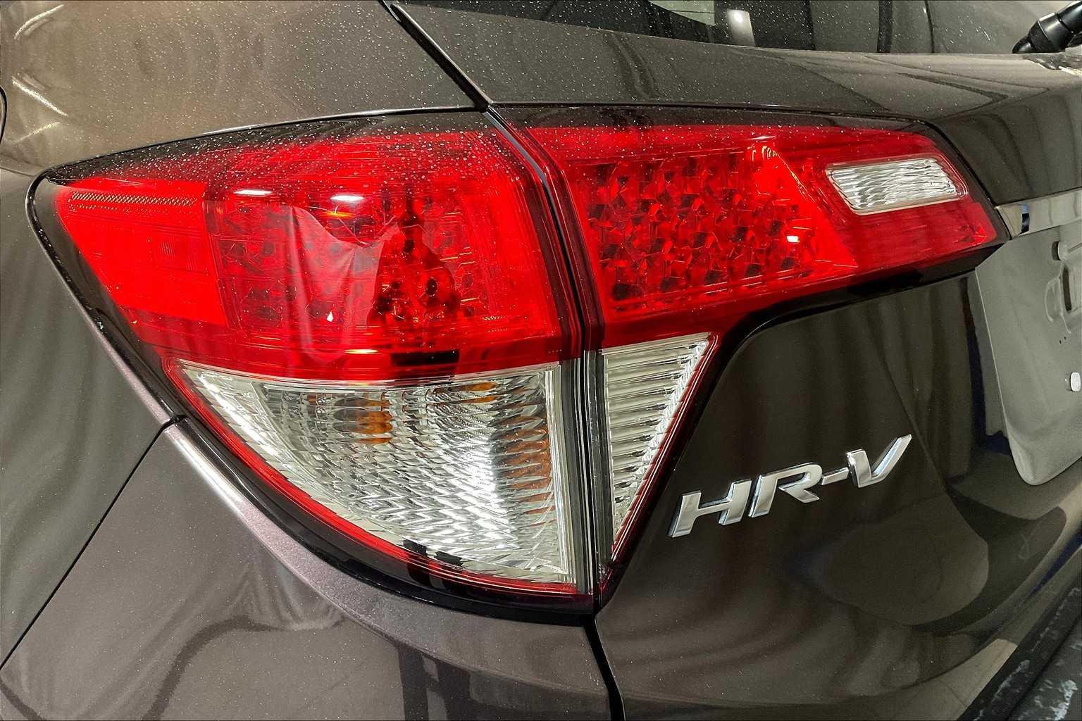 2022 Honda HR-V EX - Photo 35