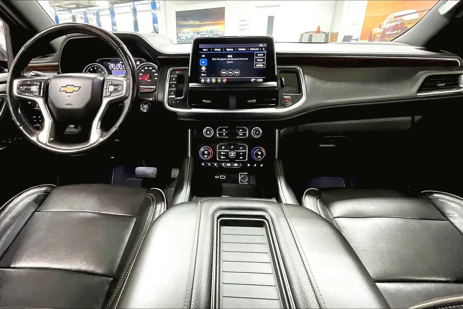 2021 Chevrolet Suburban Premier - Photo 22