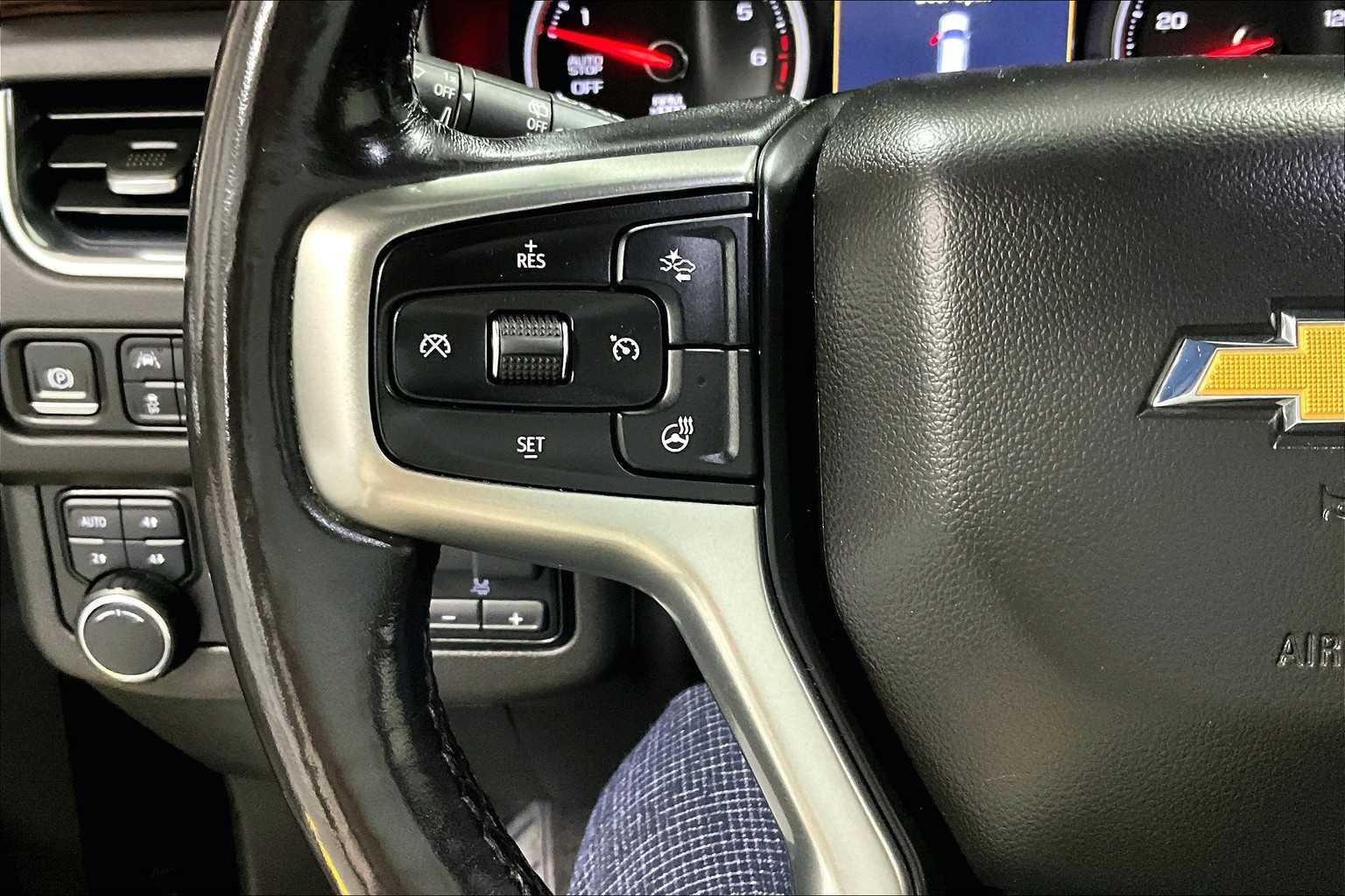 2021 Chevrolet Suburban Premier - Photo 24