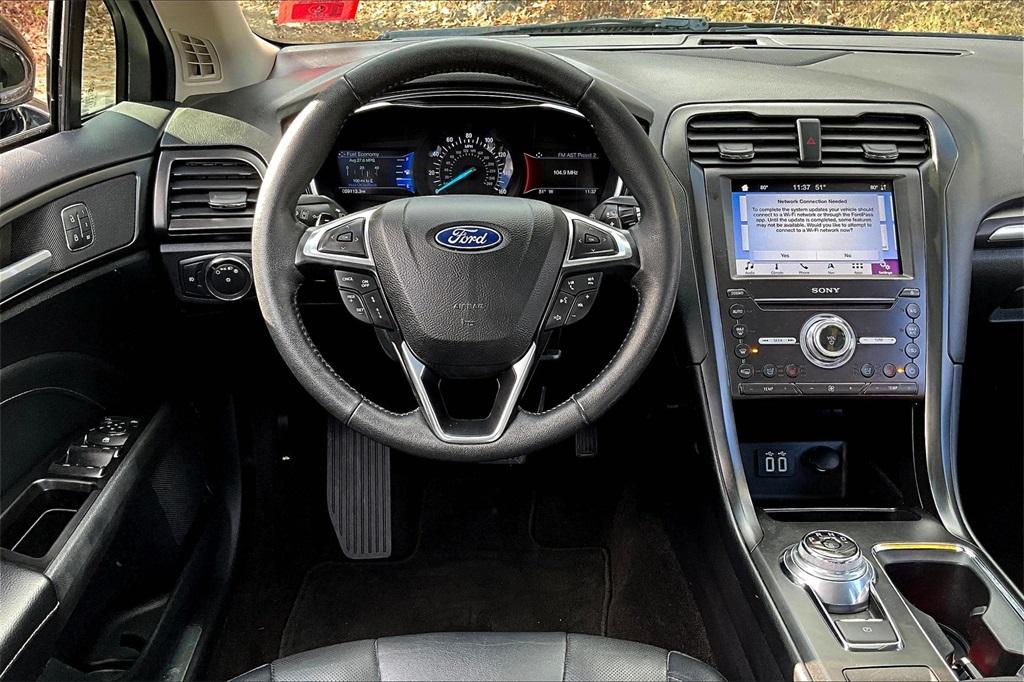 2019 Ford Fusion Titanium - Photo 17