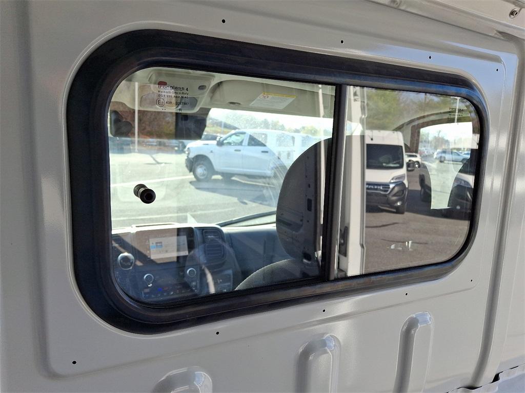 2025 Ram ProMaster 2500 High Roof - Photo 18