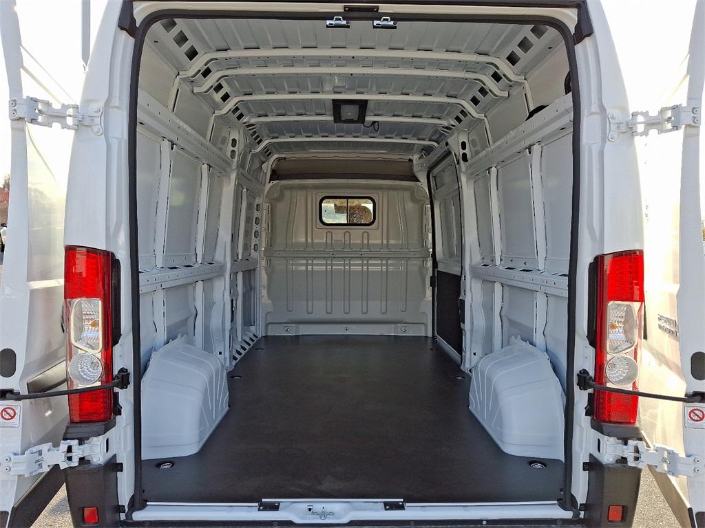 2025 Ram ProMaster 2500 High Roof - Photo 19