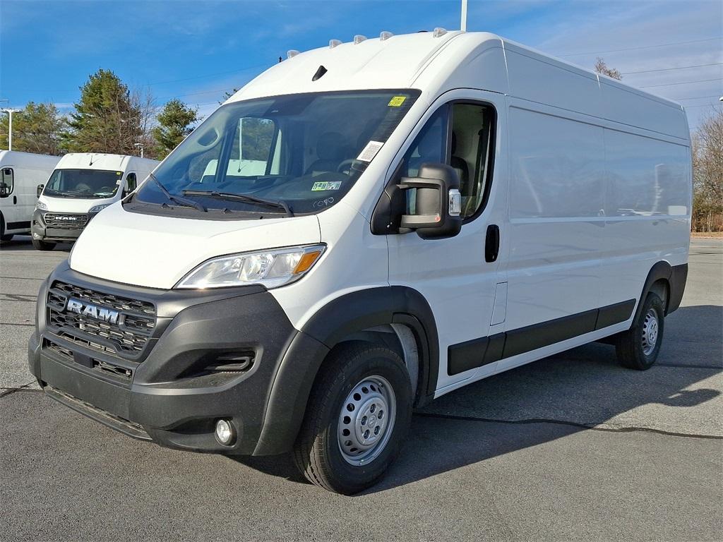 2025 Ram ProMaster 2500 High Roof - Photo 2