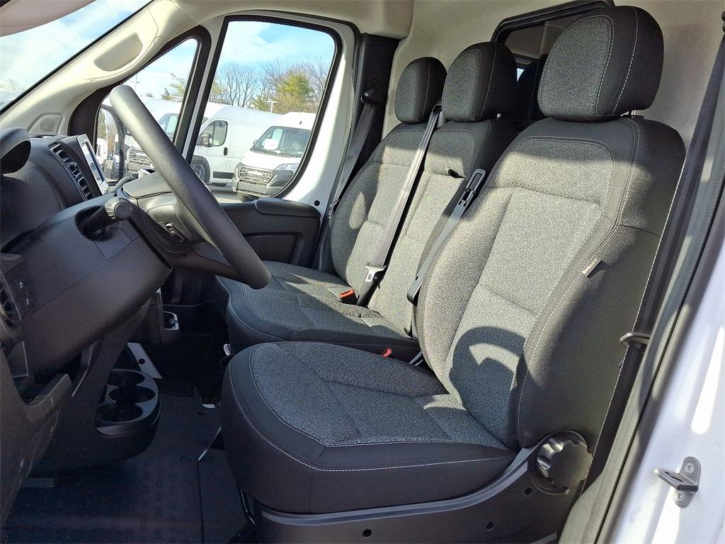 2025 Ram ProMaster 2500 High Roof - Photo 7