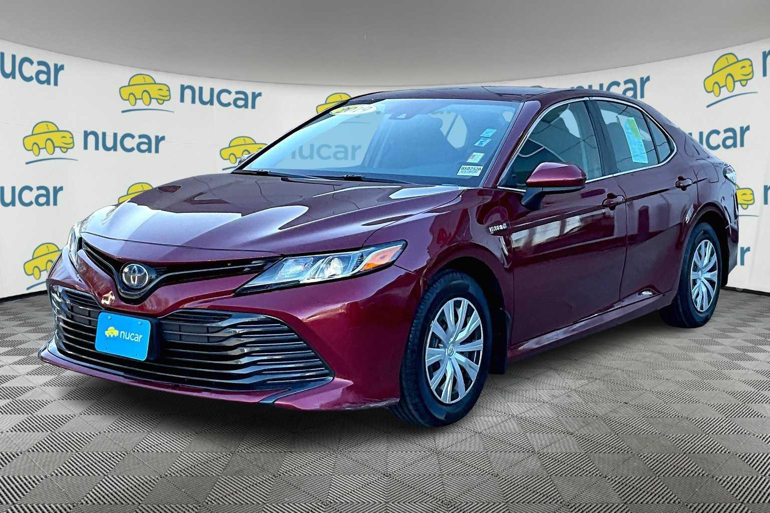 2019 Toyota Camry Hybrid LE - Photo 3